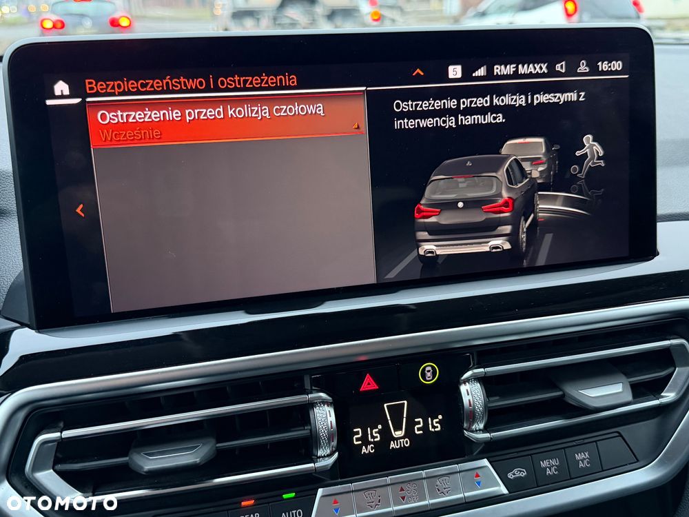 BMW X3 xDrive20d sport - 32