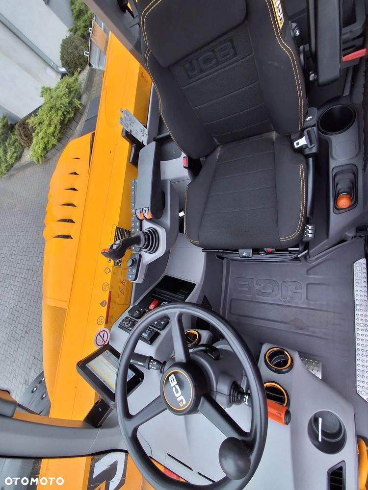 JCB 542 - 70 AGRI XTRA DUALTECH VT# DEMO # - 9