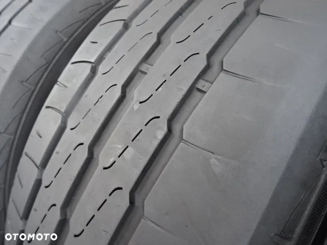 215/70/R16C 107/106T Radar Argonite RV-4 - 7