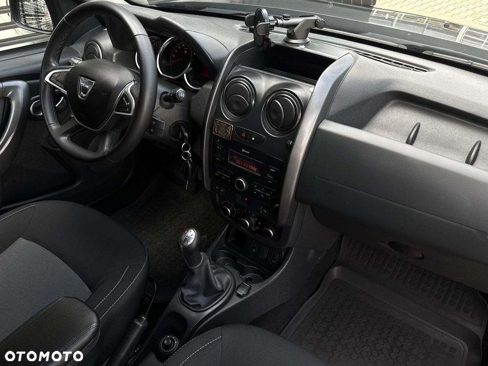 Dacia Duster 1.6 SCe Laureate S&S - 12