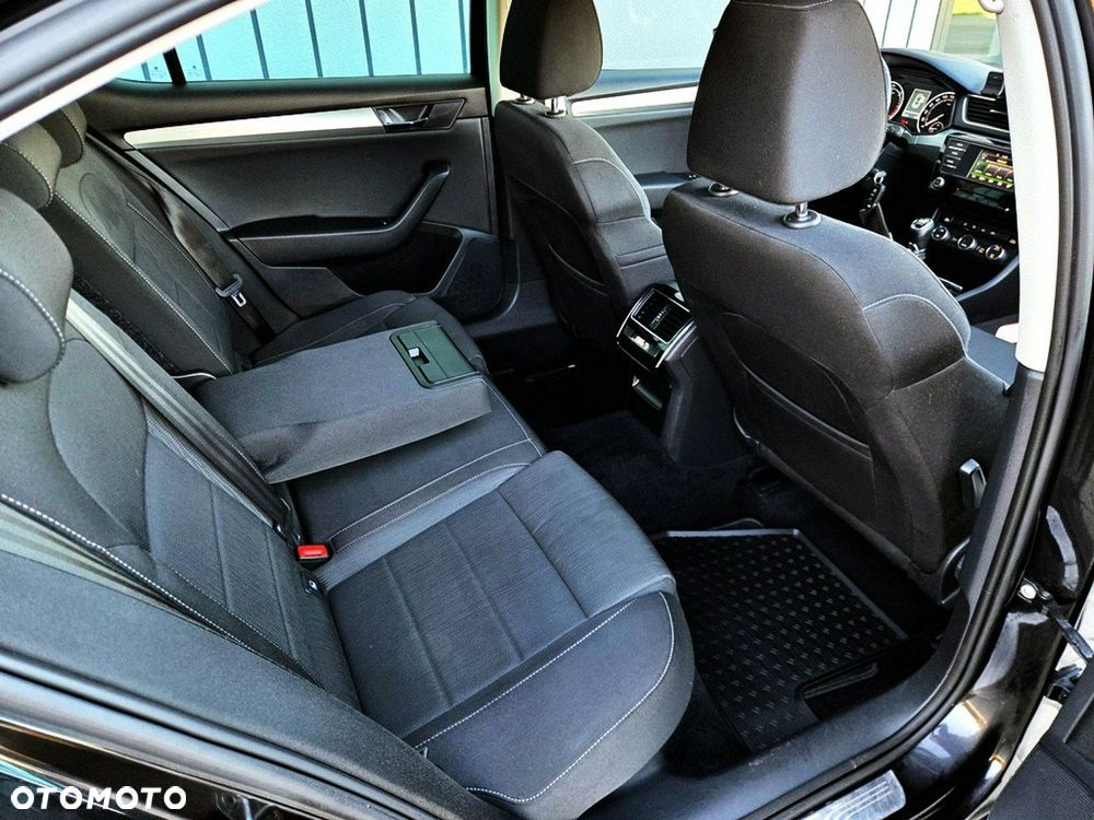 Skoda Superb 2.0 TDI Active - 9