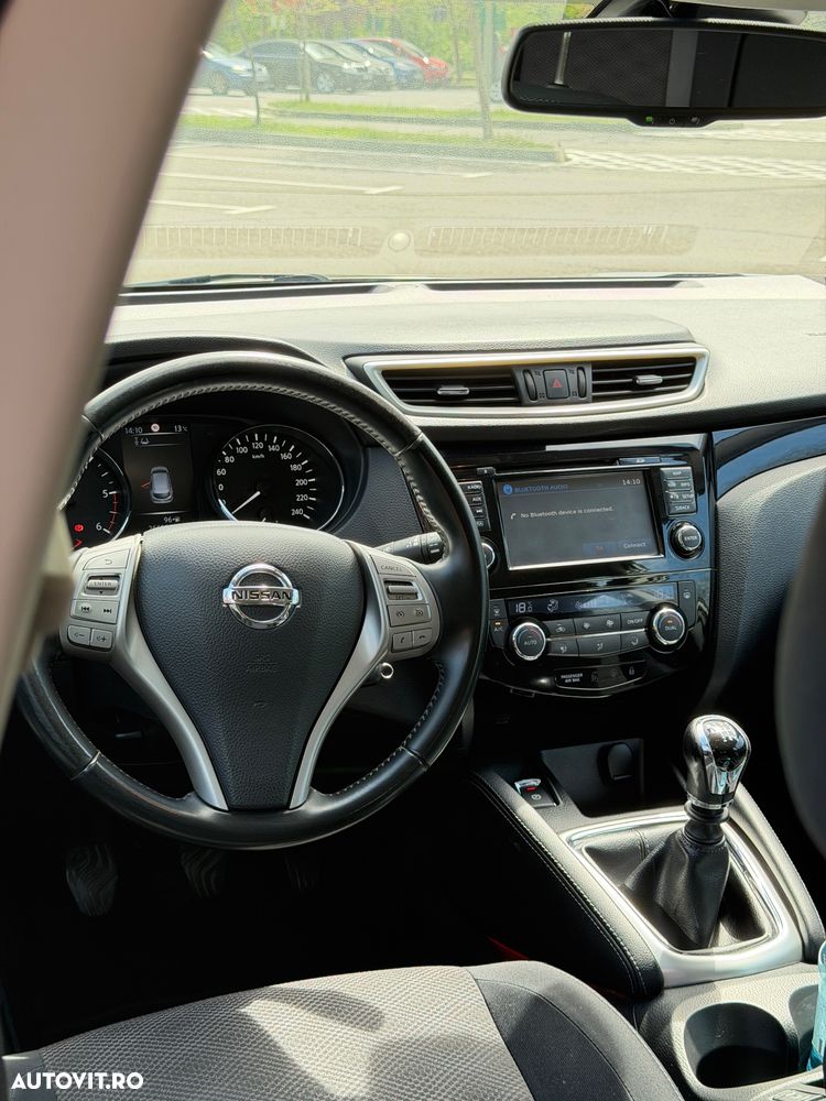 Nissan Qashqai 1.6 DCI N-Connecta - 6