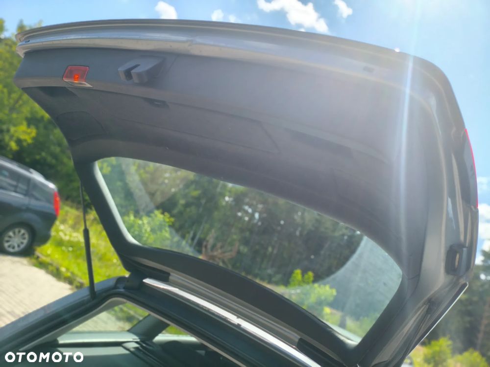 Audi A4 Avant 2.0 TDI - 18