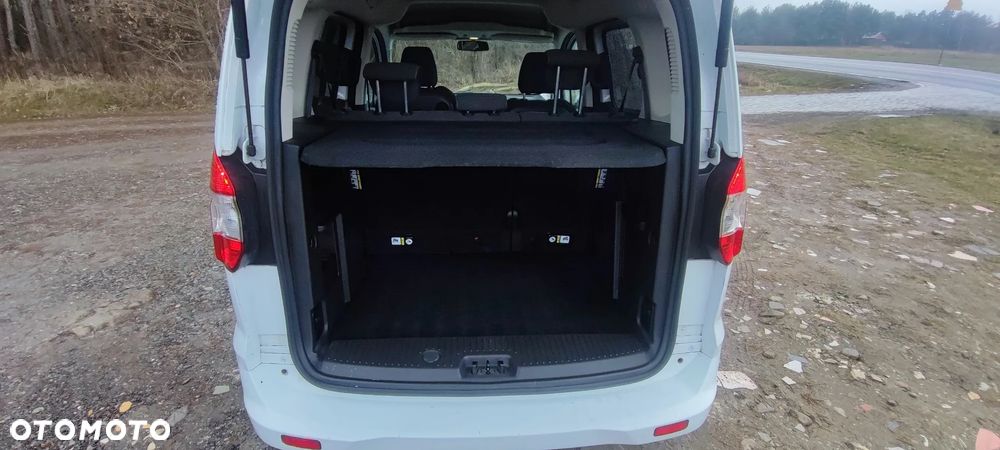 Ford Tourneo Courier 1.0 EcoBoost S&S Ambiente - 12