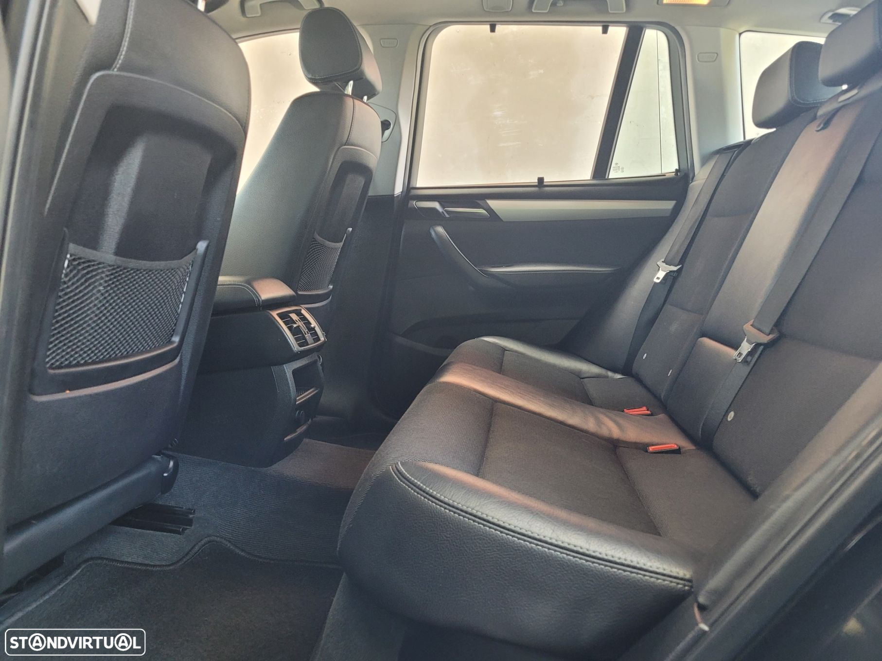 BMW X3 18 d sDrive - 10