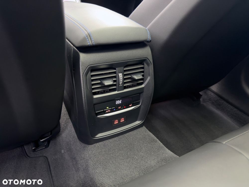 BMW Seria 3 M340d xDrive - 25