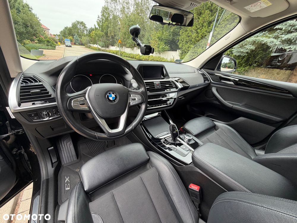 BMW X3 xDrive20i xLine - 9