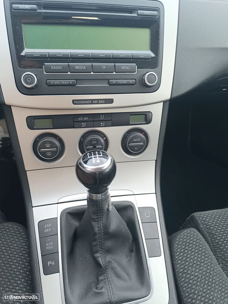 VW Passat Variant 2.0 TDI Confortline BM - 8