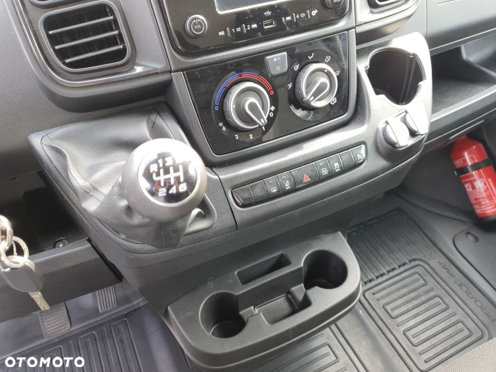 Toyota proace-max - 16