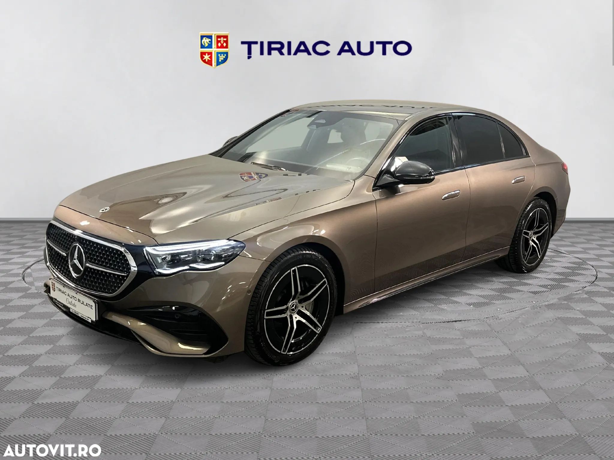 Mercedes-Benz E 220 d MHEV 4MATIC Aut. - 1