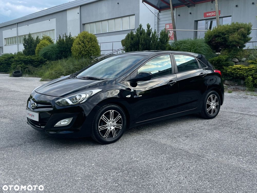 Hyundai i30 blue 1.6 CRDi Style - 35