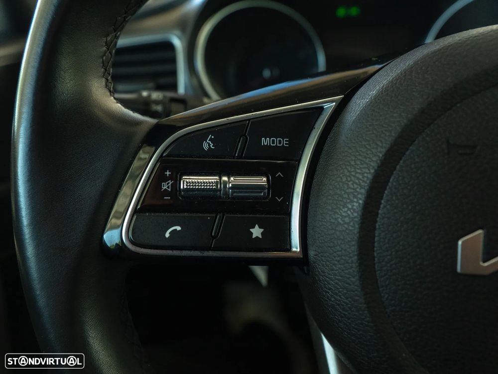 Kia XCeed - 31