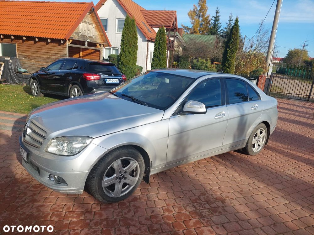 Mercedes-Benz Klasa C 180 Kompressor Automatik - 9