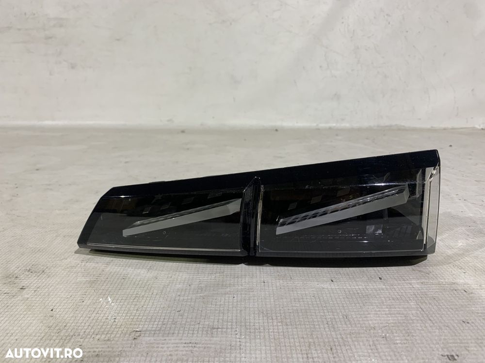 Stop dreapta spate pe hayon, Peugeot 308 GT, 2021, 2022, 2023, 2024, cod origine OE 9835300380. - 1