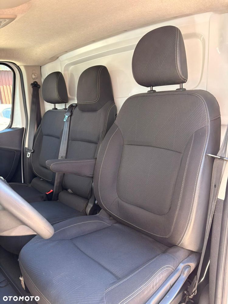 Nissan NV300 - 13
