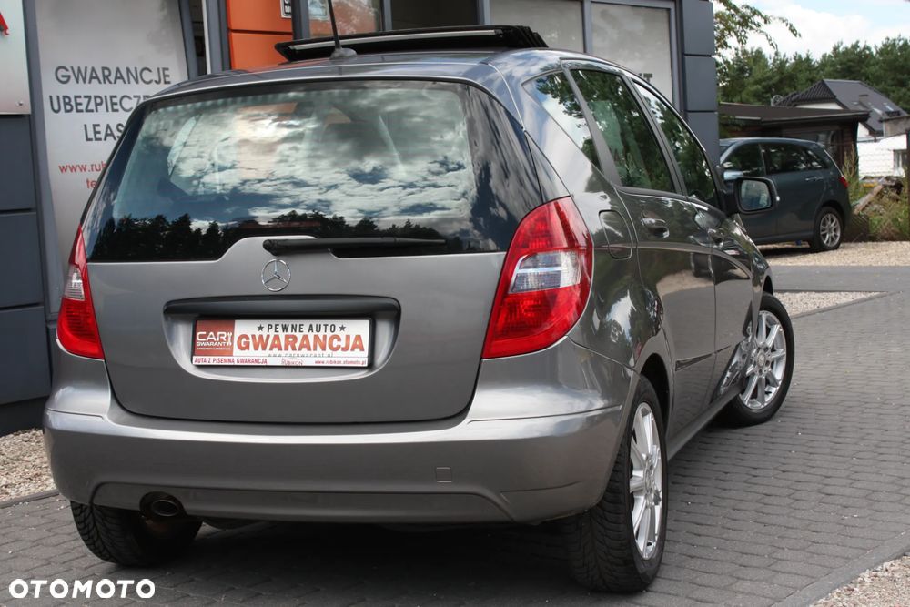 Mercedes-Benz Klasa A 160 CDI DPF BlueEFFICIENCY Special Edition - 15