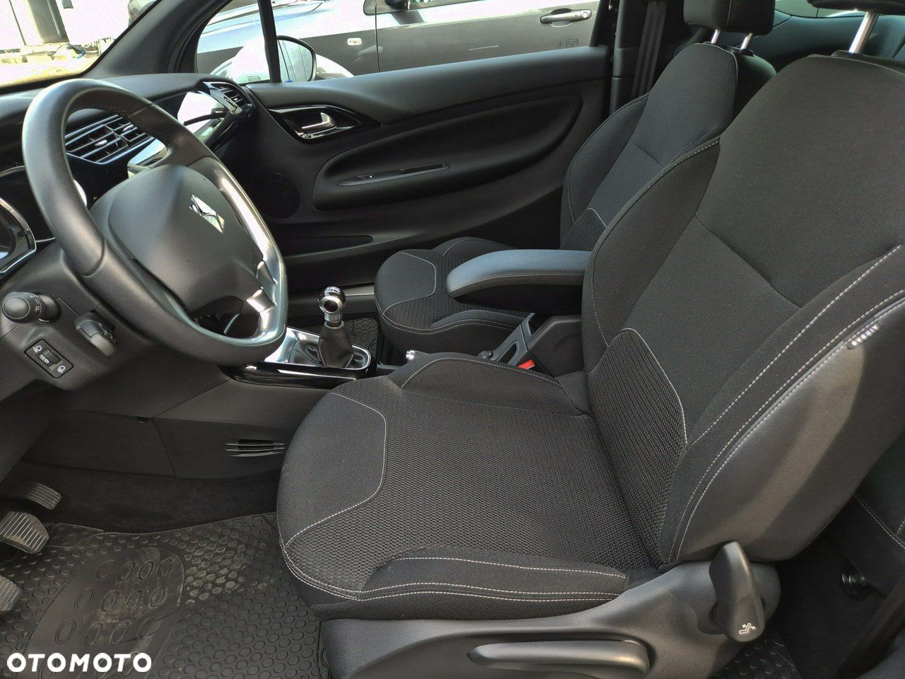 Citroën DS3 - 14