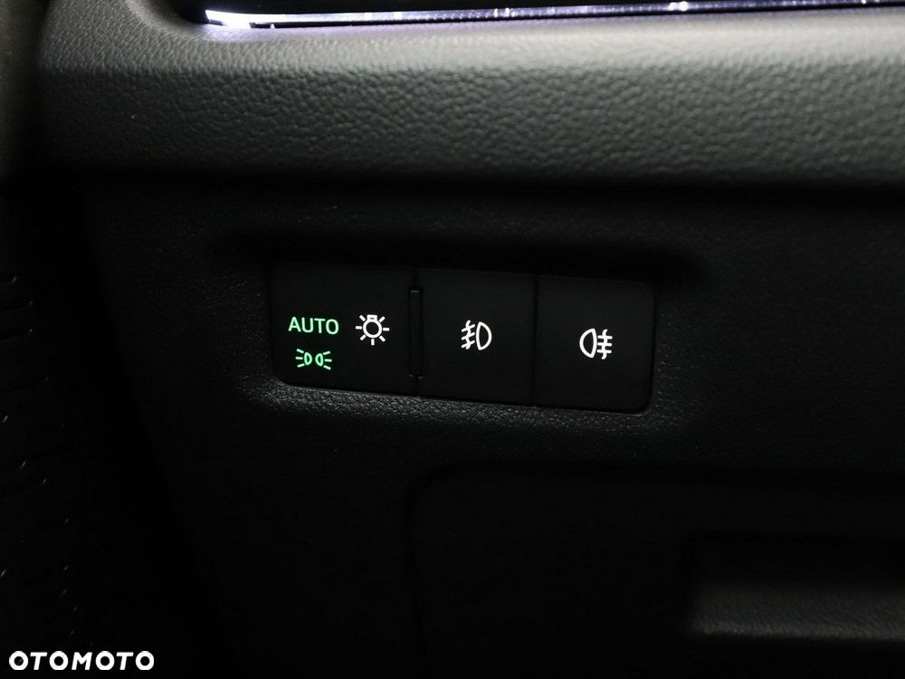 Skoda Octavia 2.0 TDI DSG RS - 35