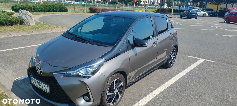 Toyota Yaris 1.5 Selection - 1