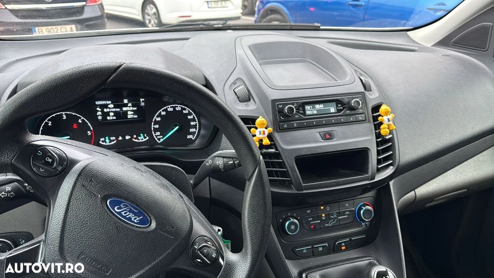 Ford Transit Connect - 4