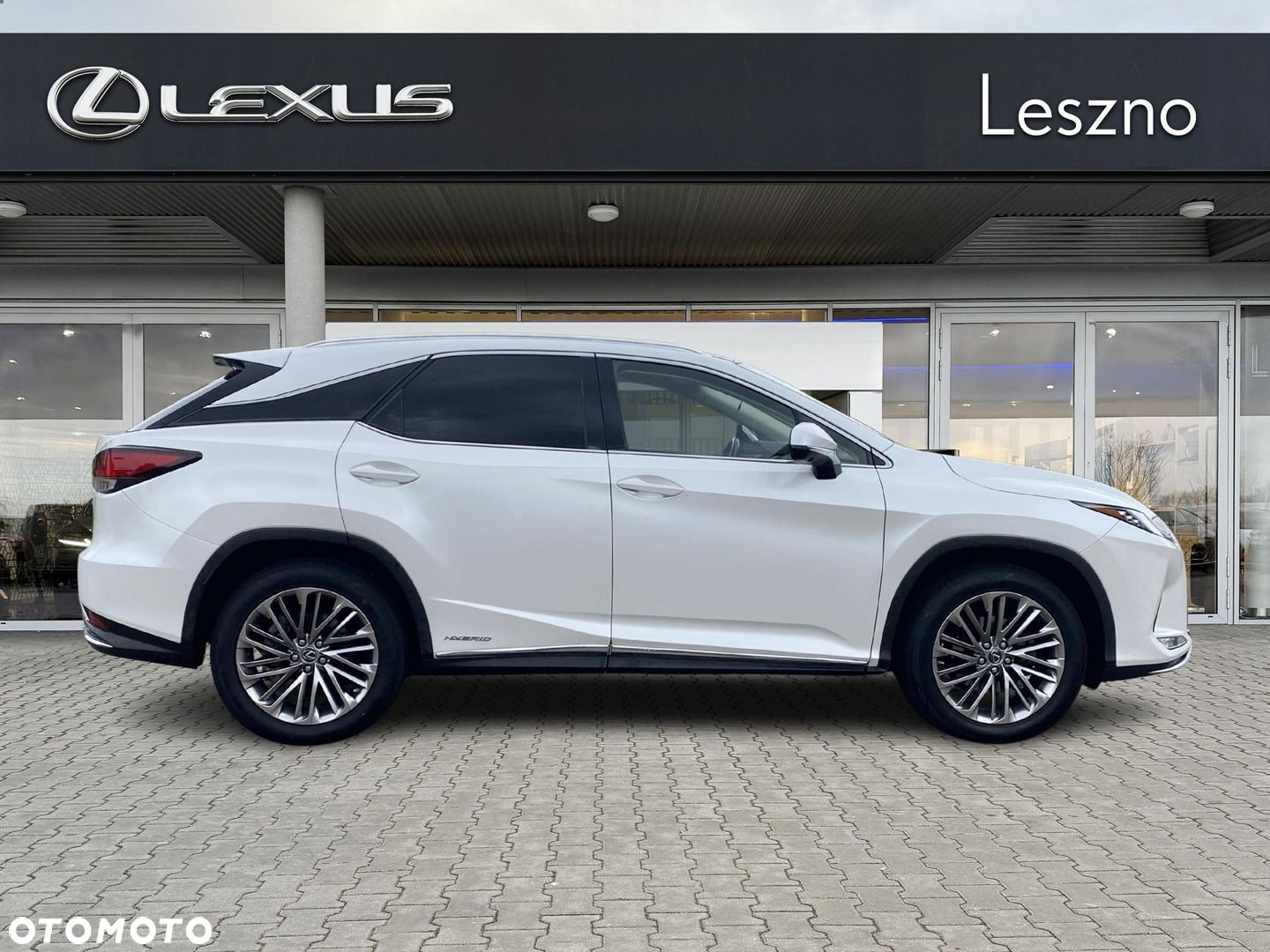 Lexus RX - 10