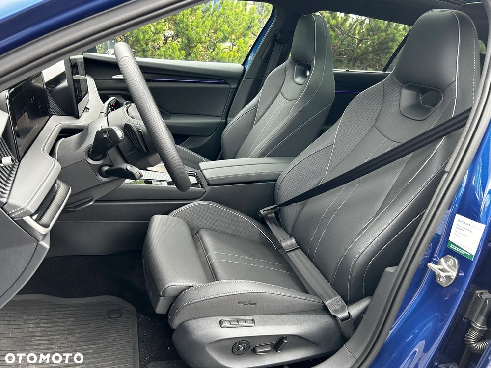 Skoda Superb 2.0 TDI SCR 4x4 Sportline DSG - 13