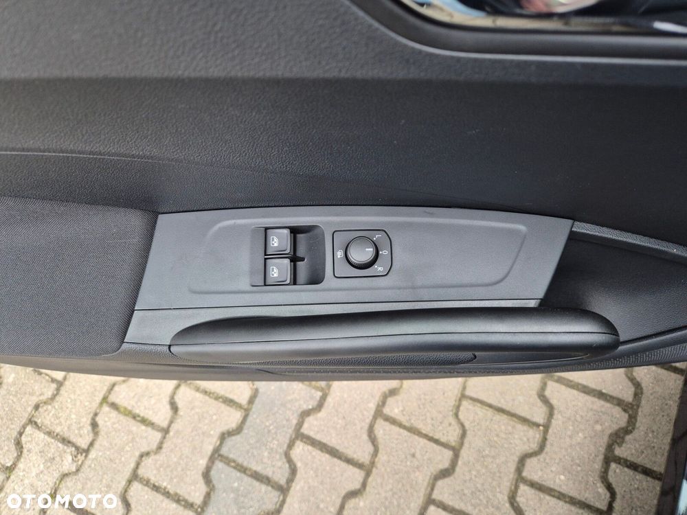 Skoda Fabia 1.0 Essence - 14