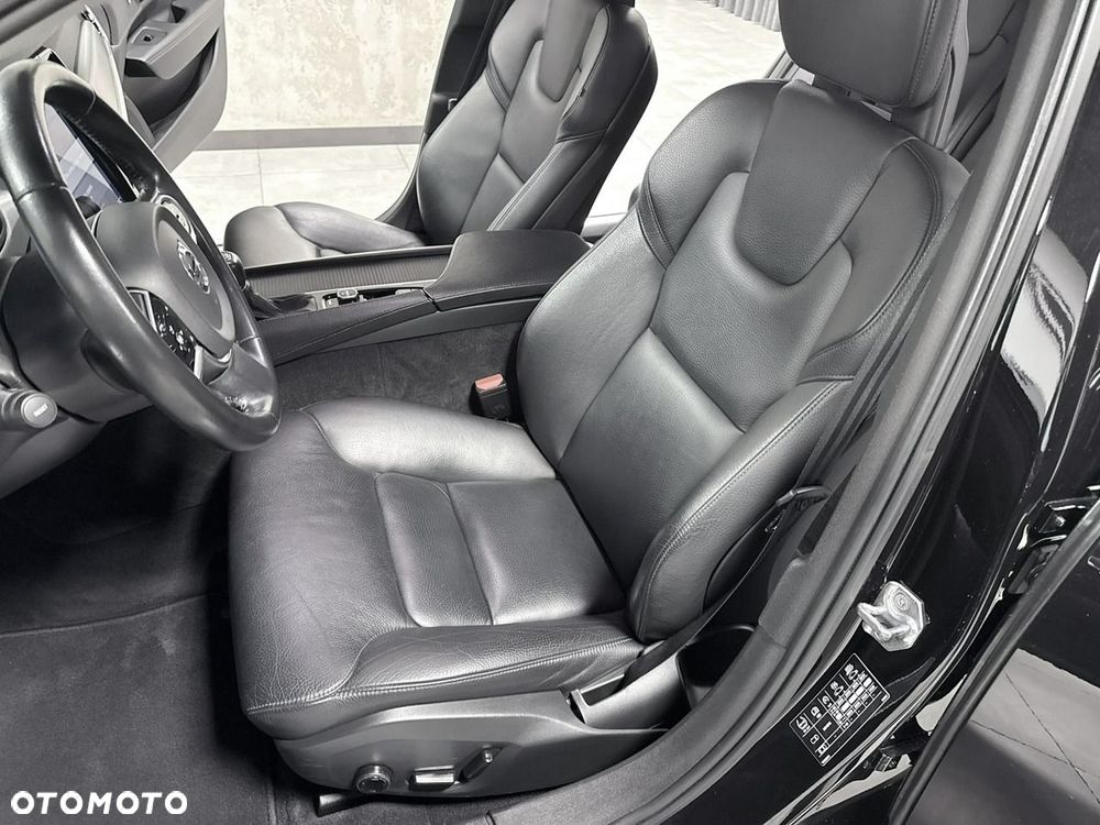 Volvo V90 D4 Geartronic Momentum Pro - 17