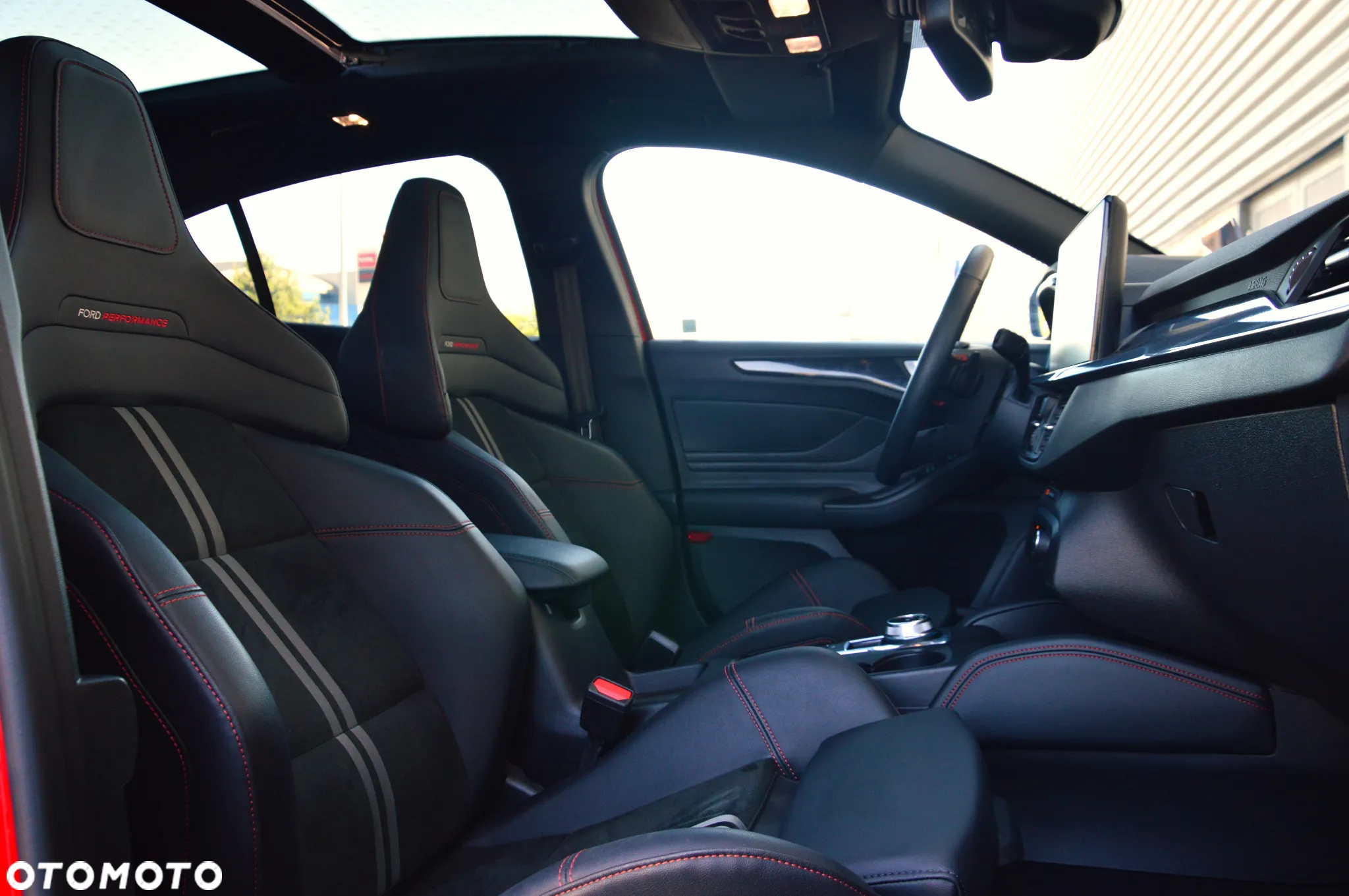 Ford Focus 2.3 EcoBoost ST X - 20