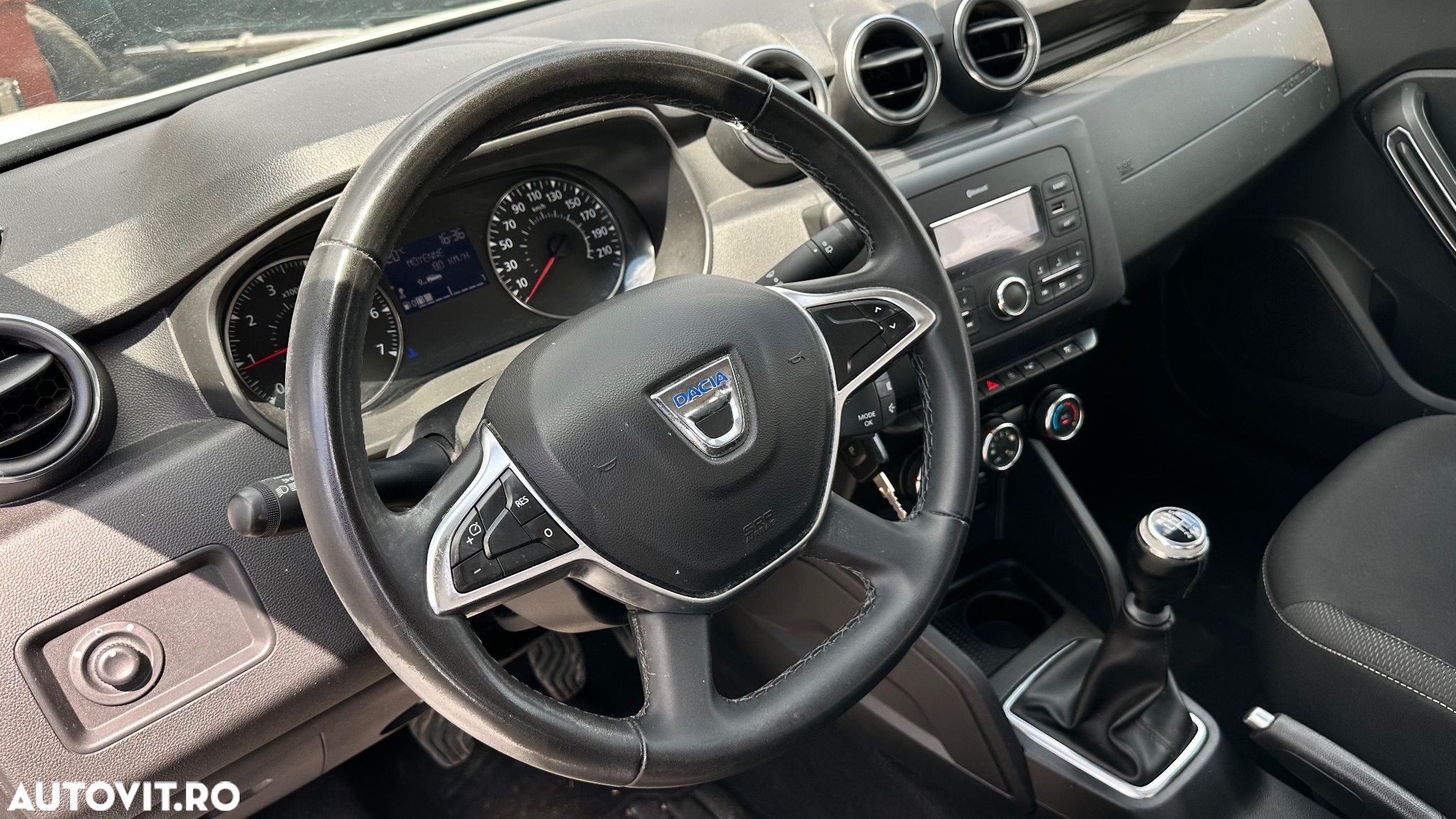 Dacia Duster dCi 110 FAP 4x4 Prestige - 8