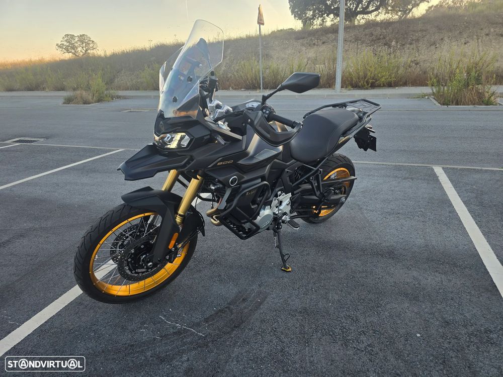 Voge 900DSX Black Knight - 8