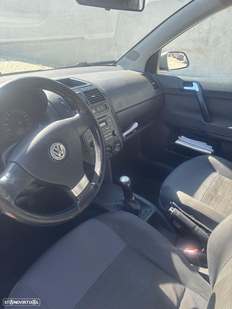 VW Polo 1.4 TDi Confortline - 8