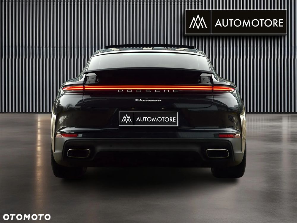 Porsche Panamera 4 - 10