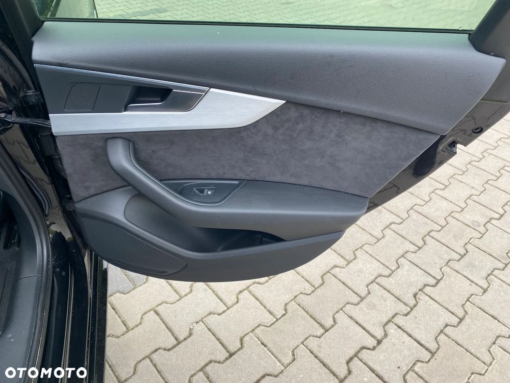 Audi A4 Avant 2.0 TDI DPF clean diesel quattro S line Sportpaket - 25