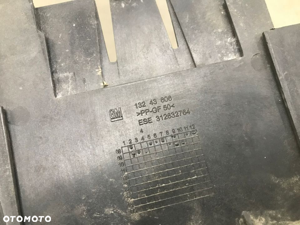 Podstawa akumulatora Opel Insignia A 08-17r. mocowanie półka pokrywa obudowa 13330951 - 8