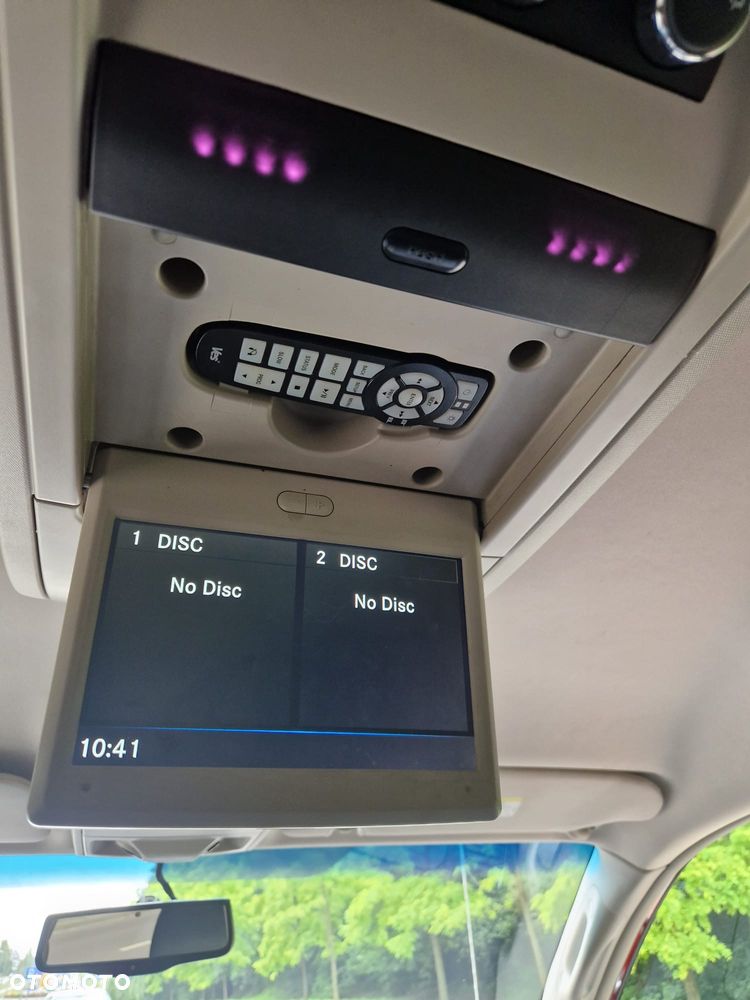 Chrysler Town & Country 3.6 Touring - 36