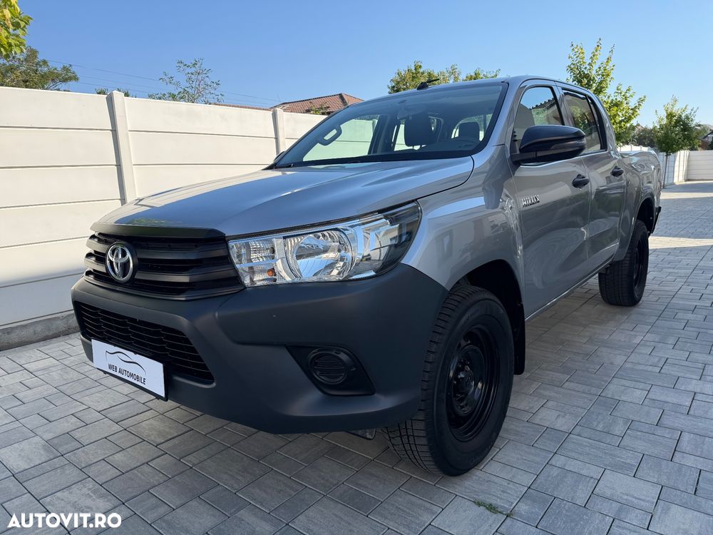 Toyota Hilux 4x4 Double Cab M/T Comfort - 1