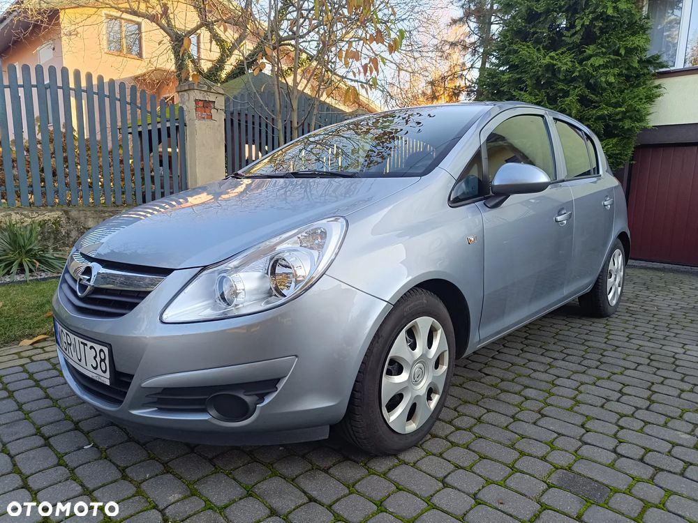 Opel Corsa 1.2 16V Cosmo - 2