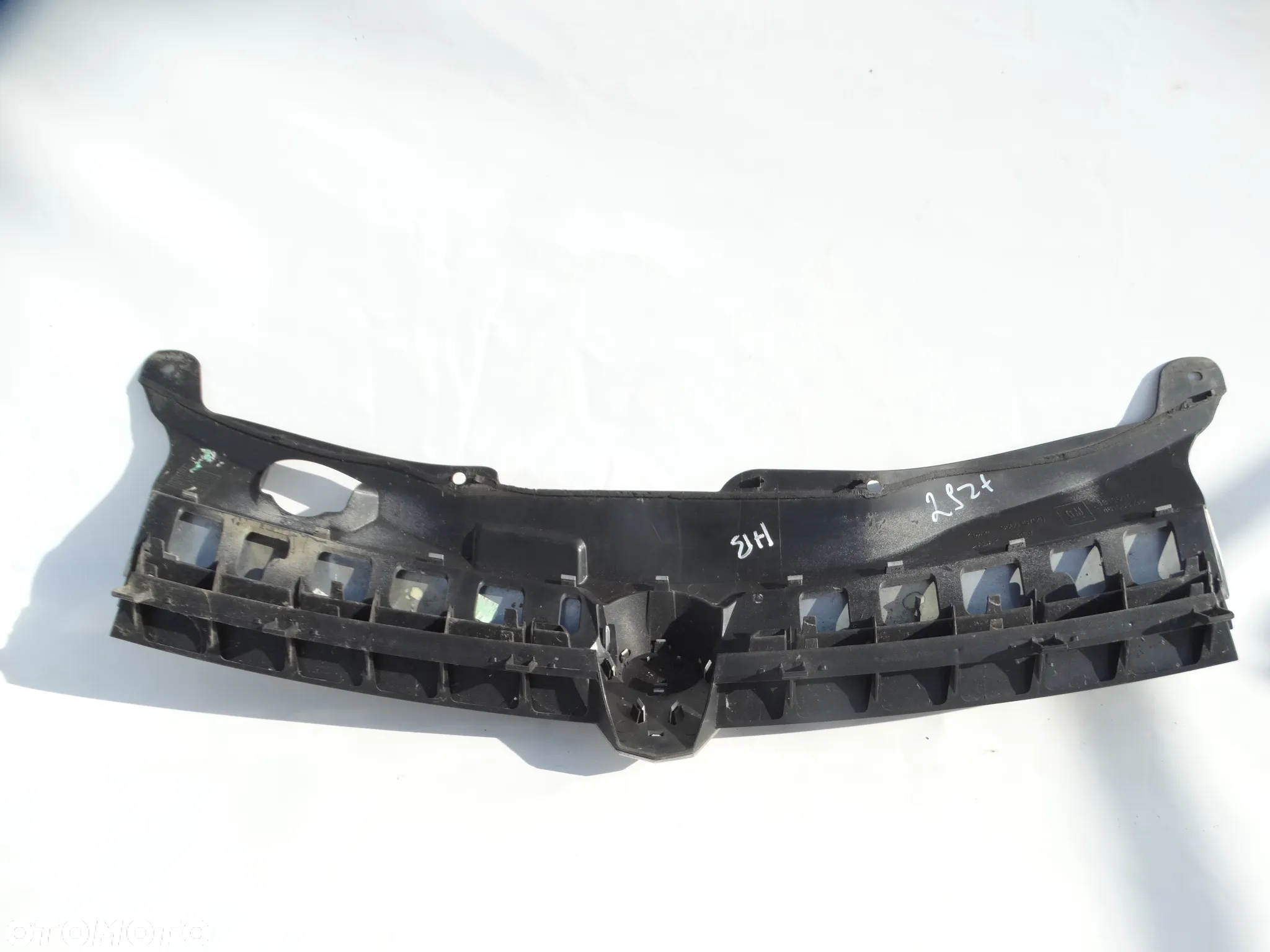 GRILL ATRAPA CHŁODNICY OPEL ASTRA H HB F-VAT - 2