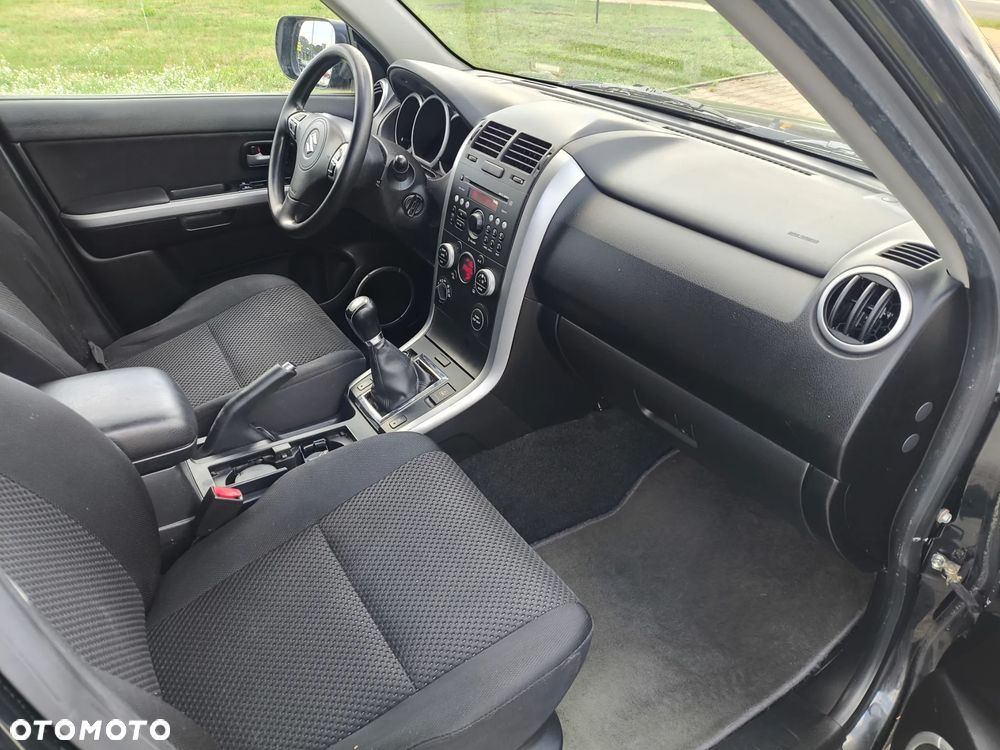 Suzuki Grand Vitara - 10