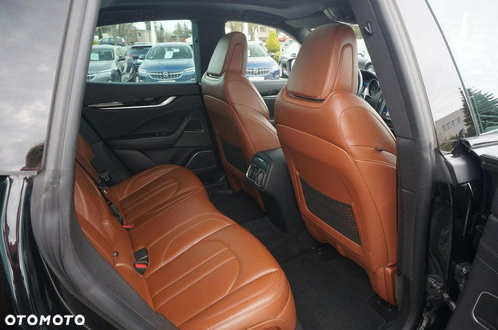 Maserati Levante - 32