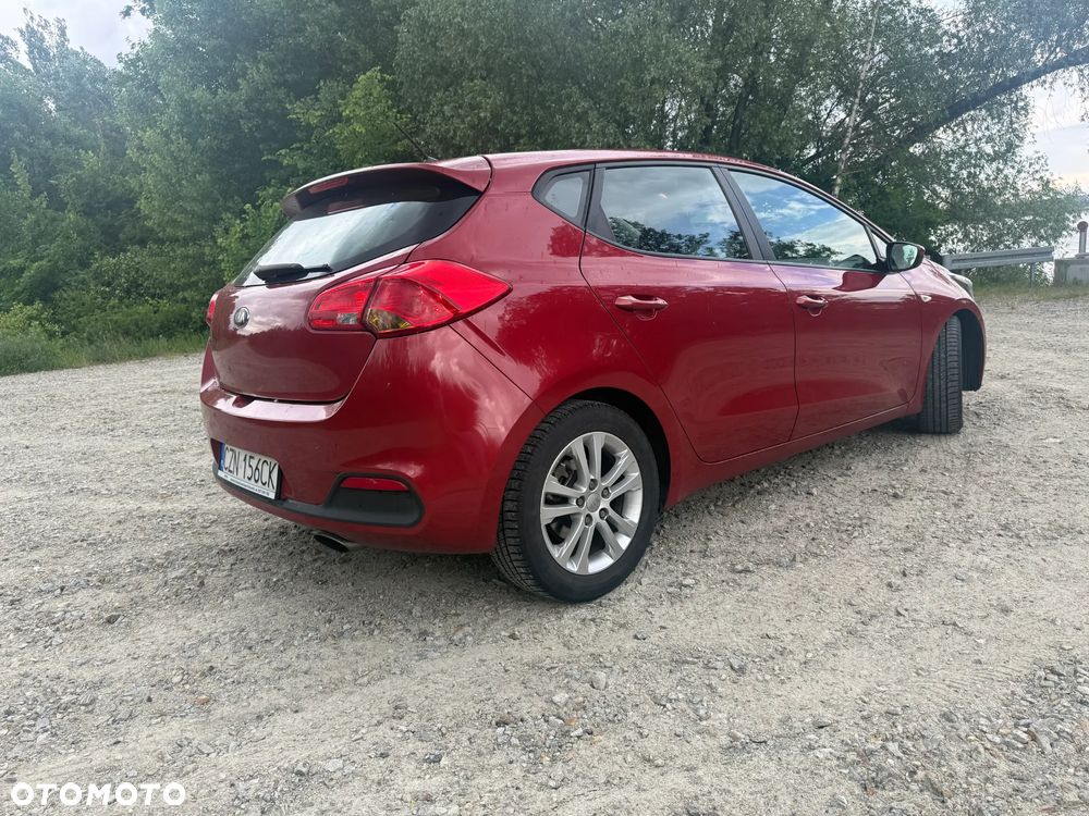 Kia Ceed 1.6 GDI L - 6