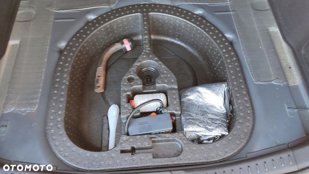 Ford Focus 1.0 EcoBoost Start-Stopp-System Business Edition - 28