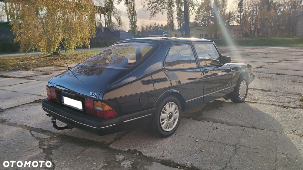 Saab 900 - 10