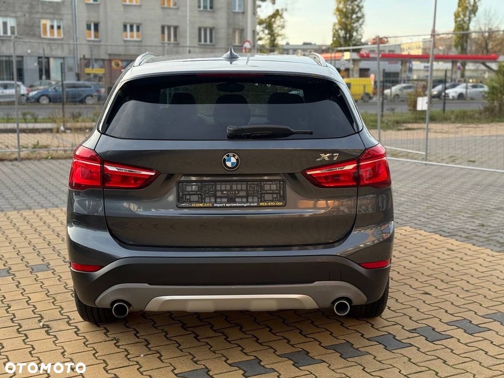 BMW X1 - 8