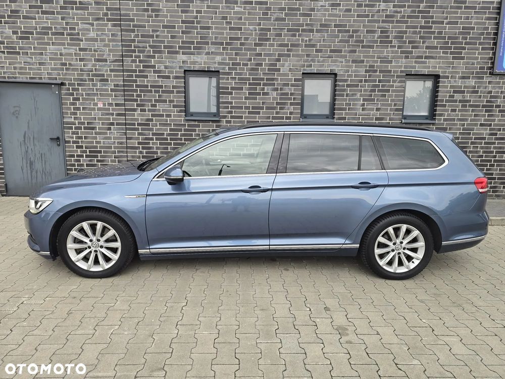 Volkswagen Passat 2.0 TDI SCR 4Motion DDG Highline - 8