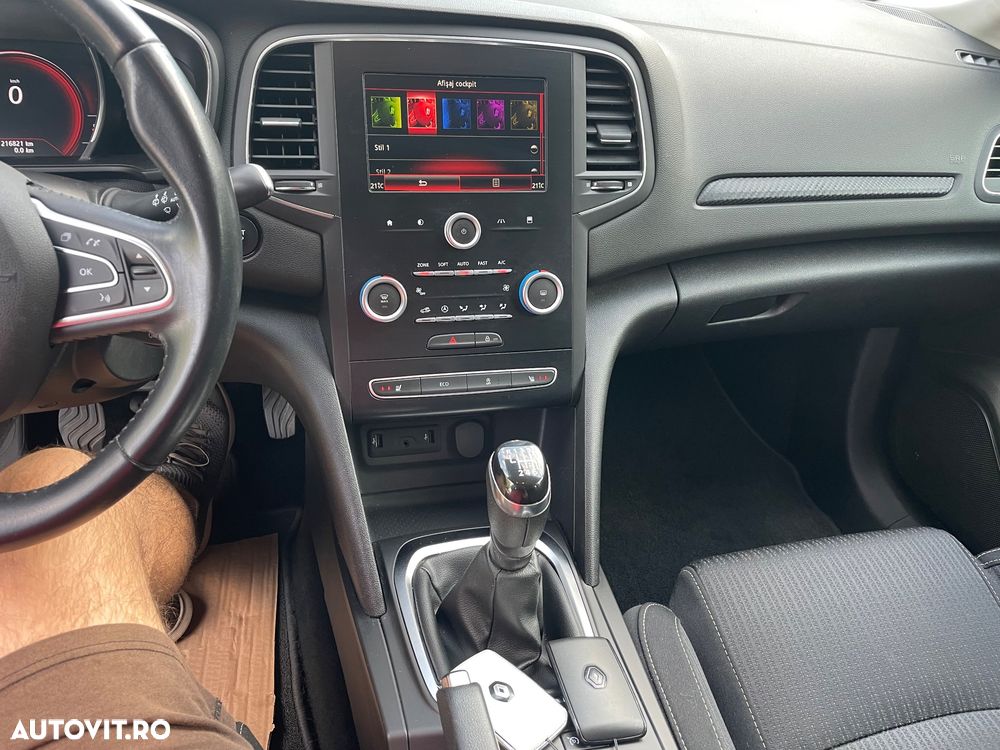 Renault Megane - 24