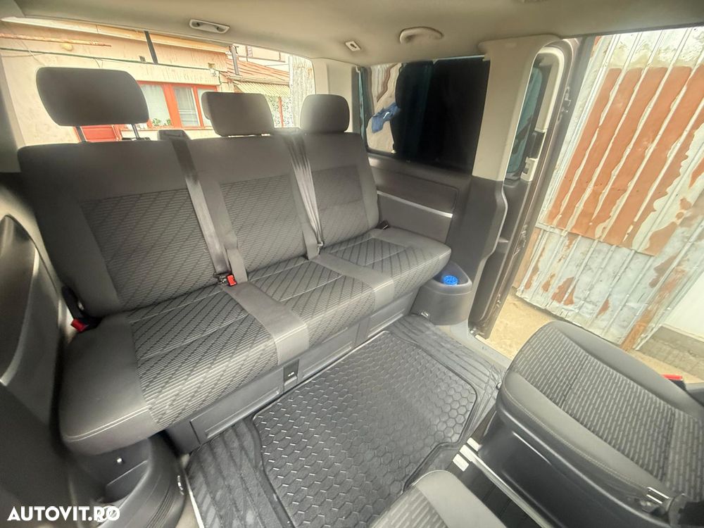 Volkswagen Multivan - 4