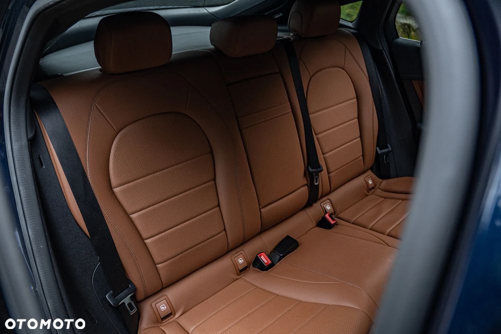 Mercedes-Benz GLC 200 4Matic 9G-TRONIC AMG Line - 41