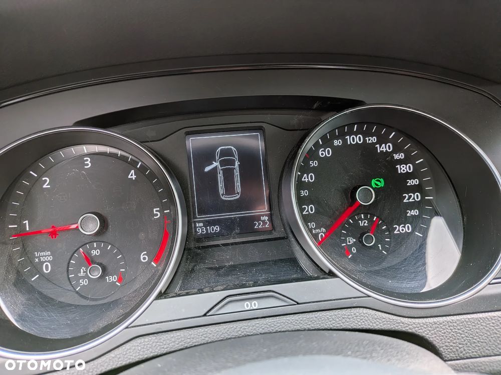 Volkswagen Passat 2.0 TDI SCR DSG - 16